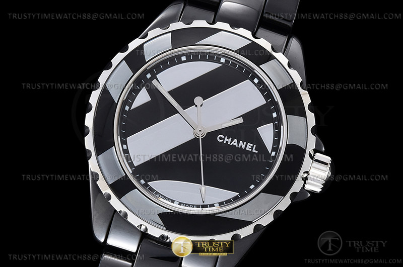 CHA018B - XHANEL J-12 H5582 38mm Blk CER/CER Blk EAST A2892