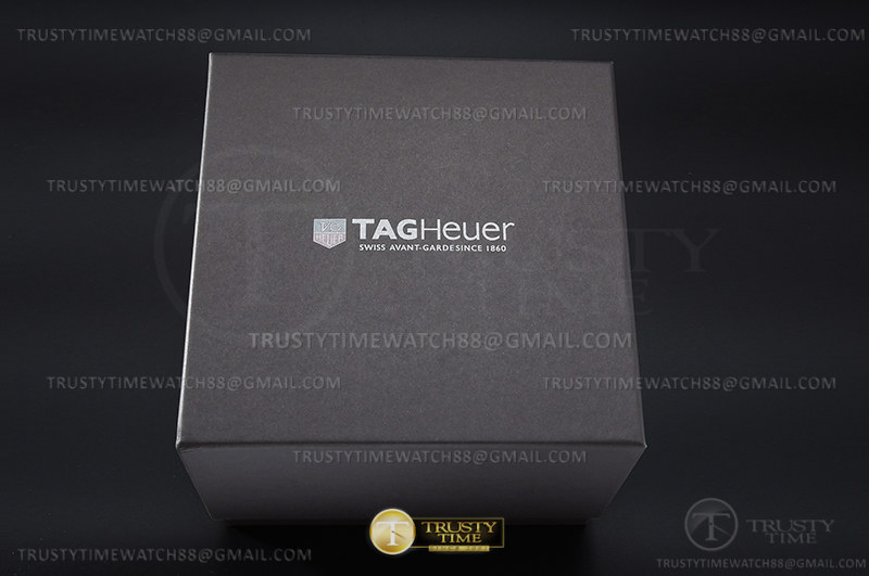 TAGBOX001 - Original Design Tag Heuer Boxset with Papers